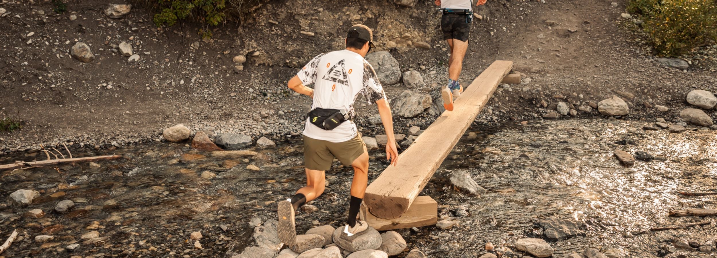 calcetines para correr con refuerzos hechos en Espana Mooquer