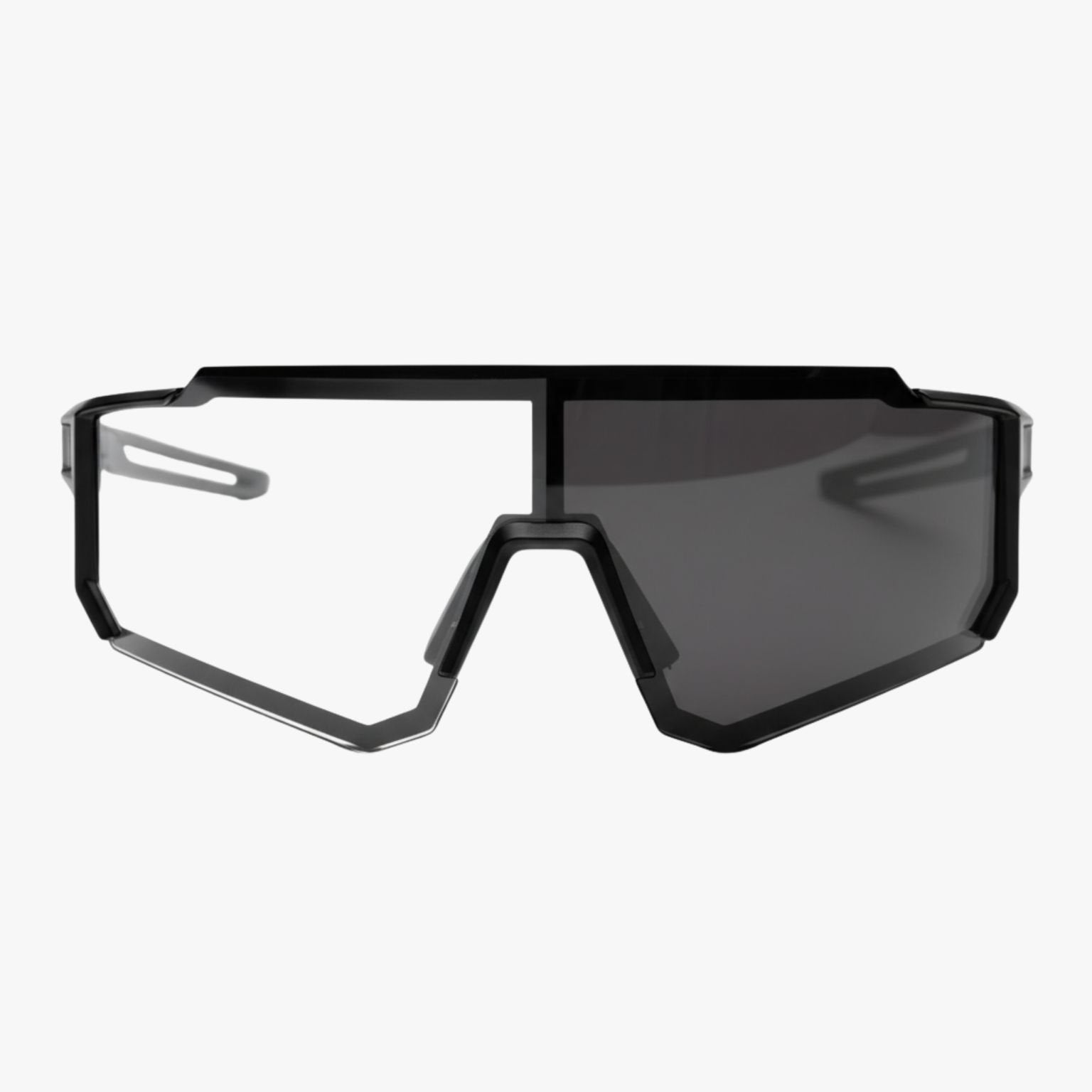Gafas deportivas CHPO Siri Black Photochromic con montura matte black y lente fotocromática UV400