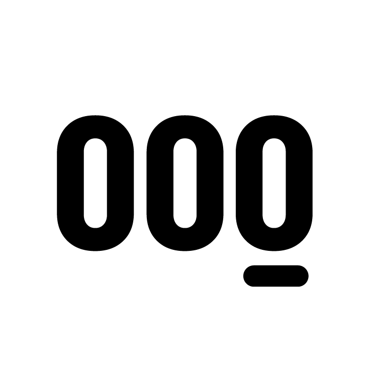 logo OOQ mooquer color negro con fondo transparente