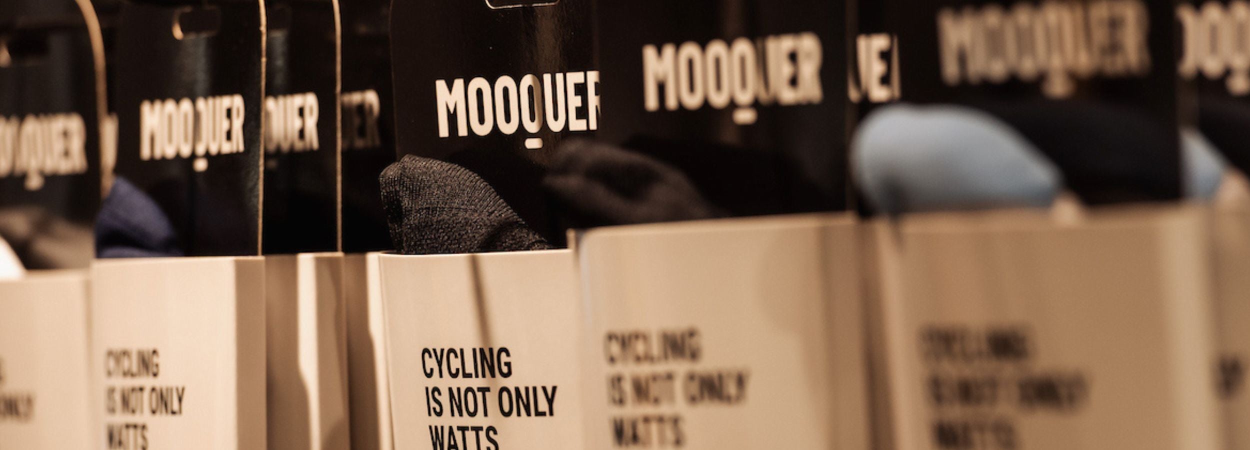 de qiuien es mooquer