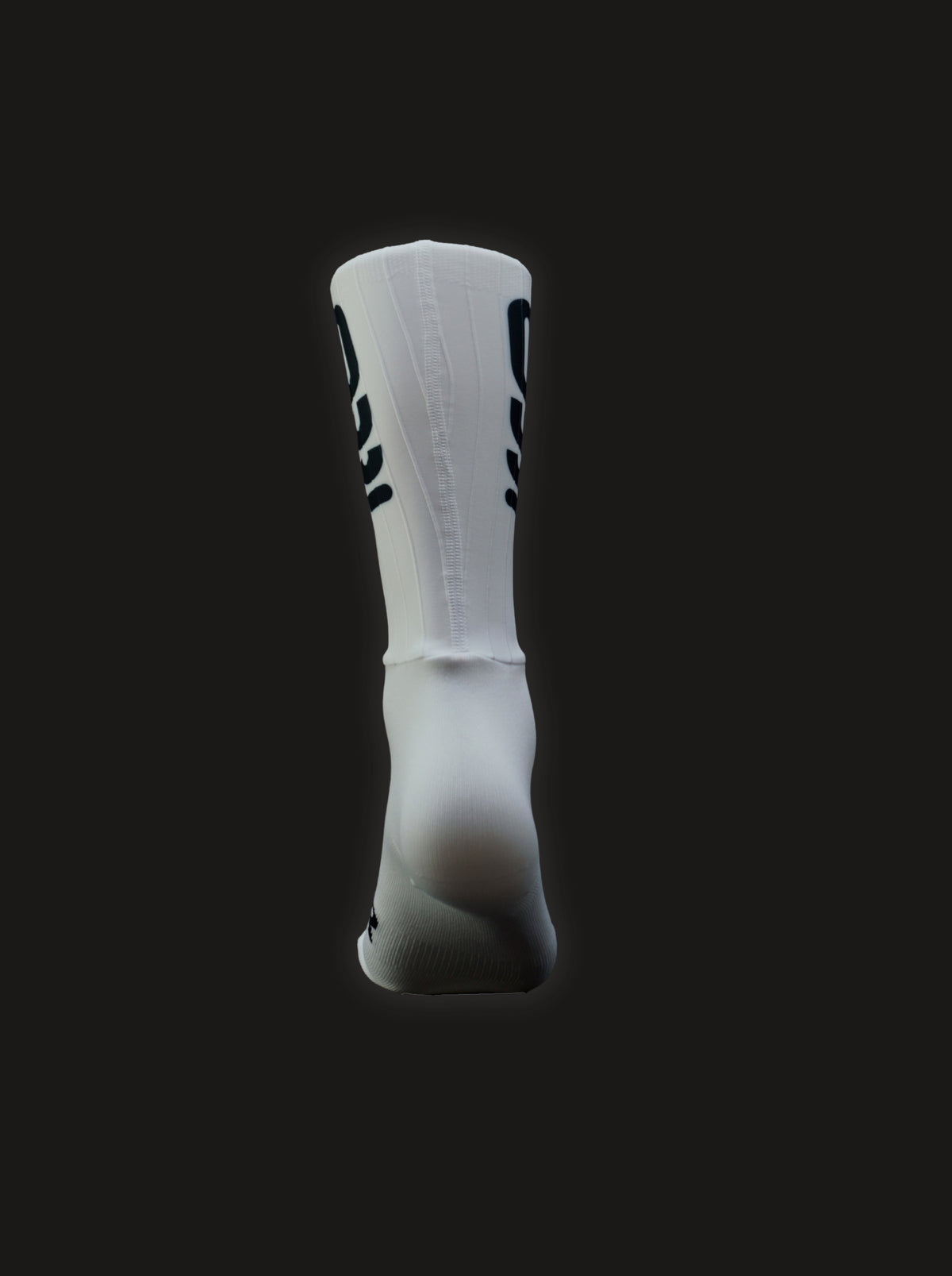 Calcetín de ciclismo Aero White Supercorsa de Mooquer, vista del empeine