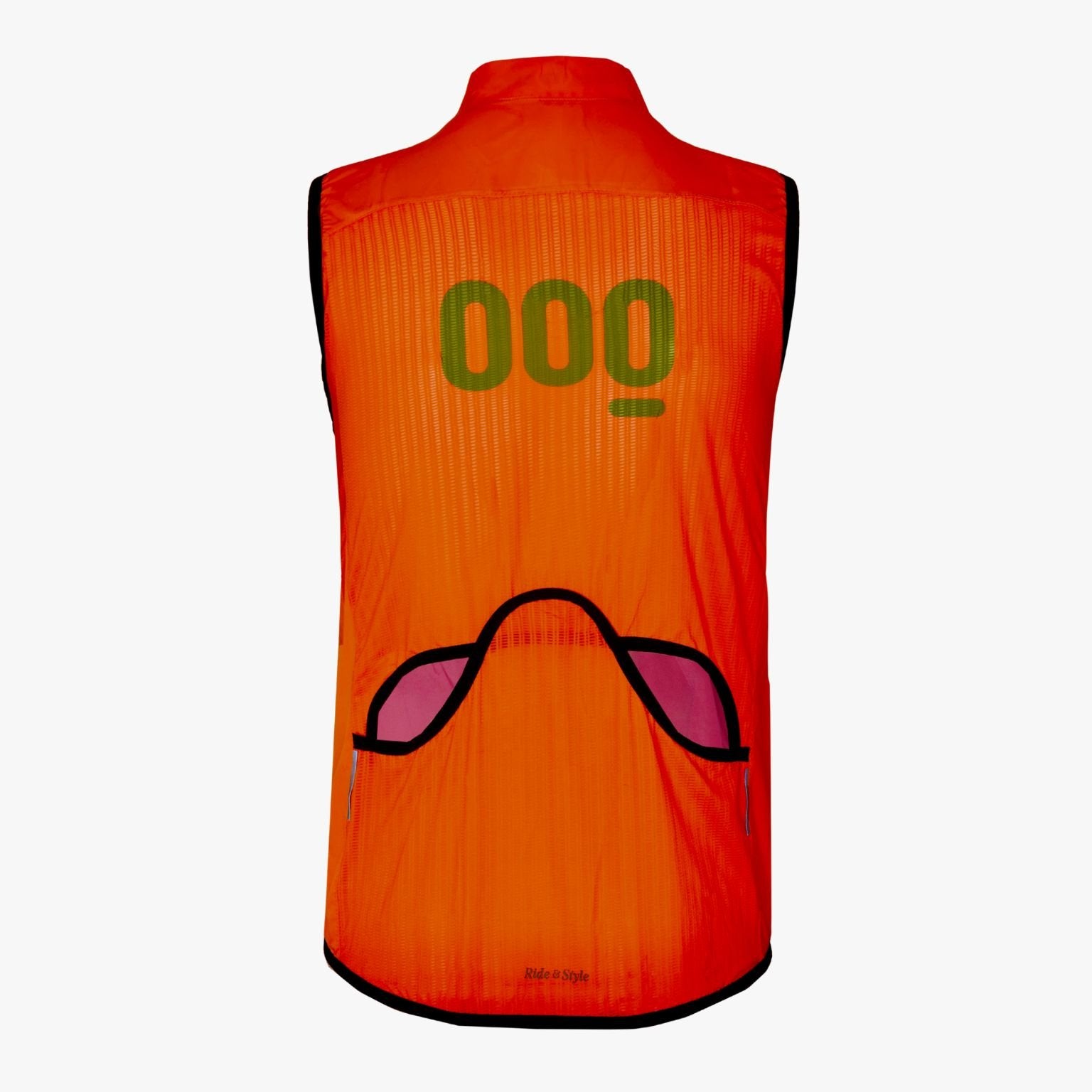 Detalle de la espalda elástica de rejilla en el chaleco Orange Aero para ventilación y control térmico