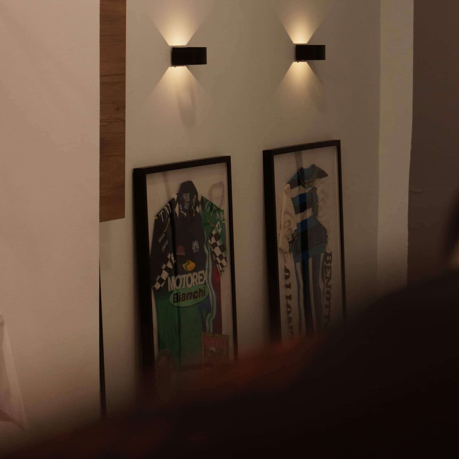 fotos del interior de la tienda Mooquer. Una tienda con un estilo premium y una decoración elegante cercana al lujo