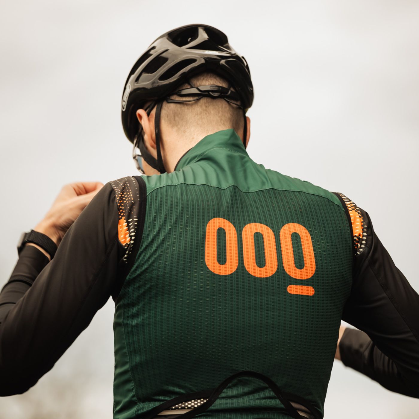 Nosotros Mooquer quienes somos y que hacemos. Marca de ropa de ciclismo hecha en Europa. Calidad premium