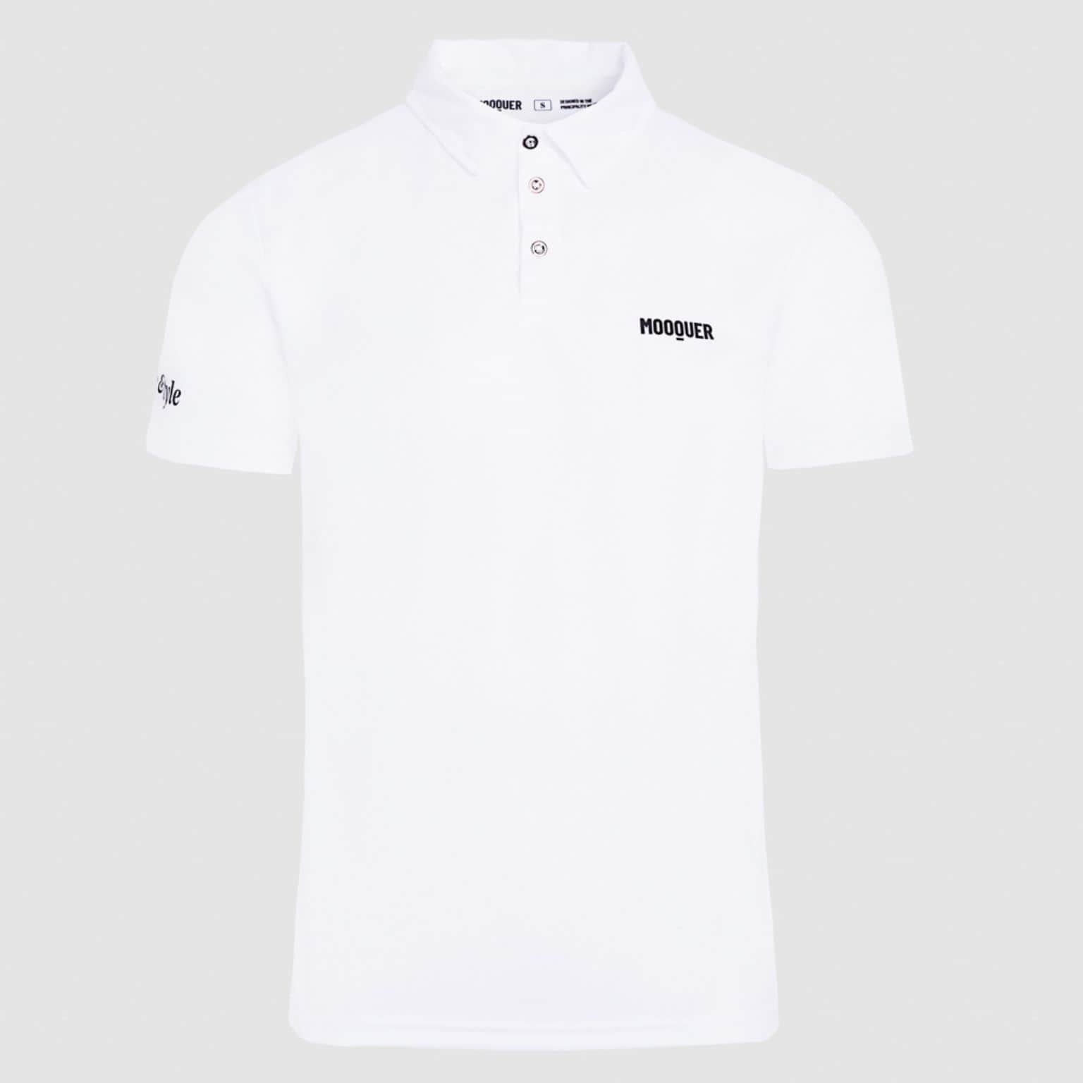 Polo técnico White Crew de Mooquer en color blanco, vista frontal